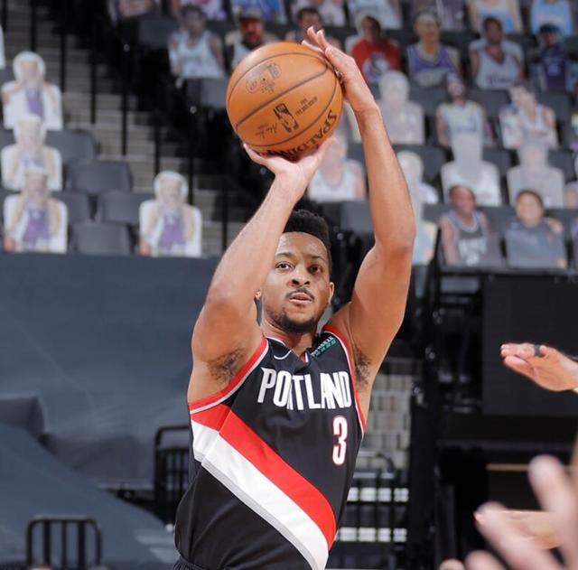 华体会登录-灰熊翻盘广东队，麦科勒姆统治全场