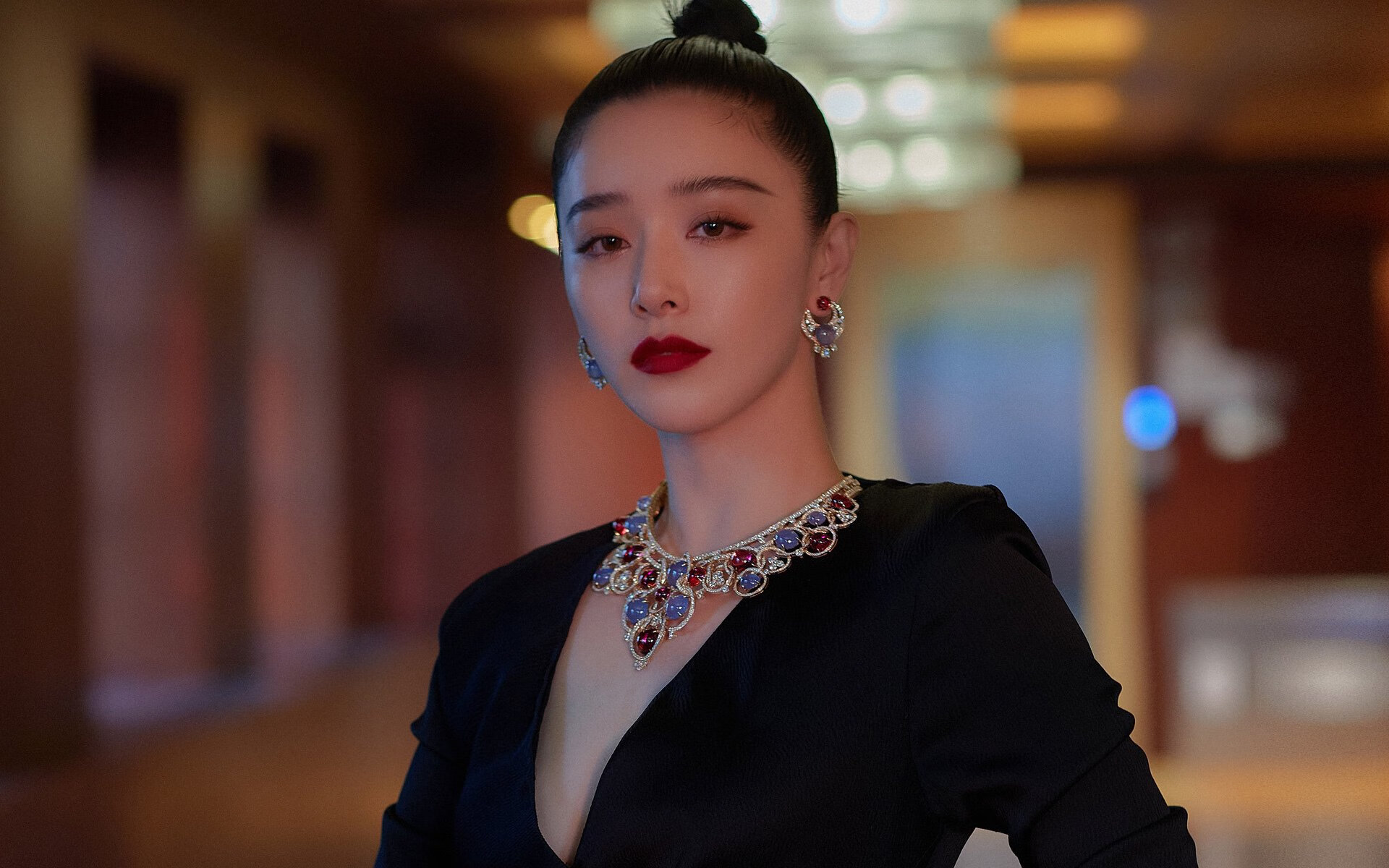 不败橙衣军团重现江湖，荷兰碾压葡萄牙，萨卡独舞成世界杯争冠战唯一答案